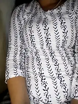 horny_kanika's cam snapshot