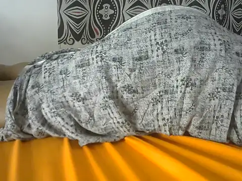 Pearlod2 live sex cam