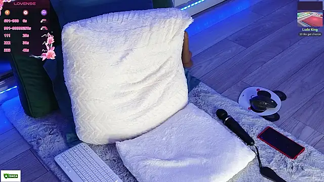 JoAnneCherry's cam snapshot