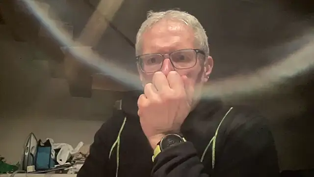 choupipat1's cam snapshot