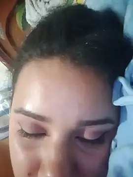 _Miaaleon live sex cam