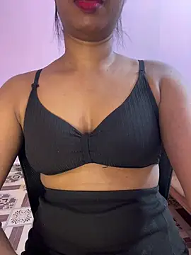 tamil_Aarathi's cam snapshot