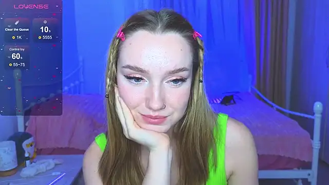 Wild_Sophie_'s cam snapshot