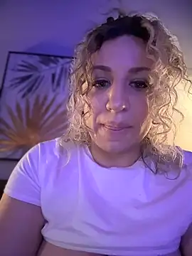 miamellycious's cam snapshot