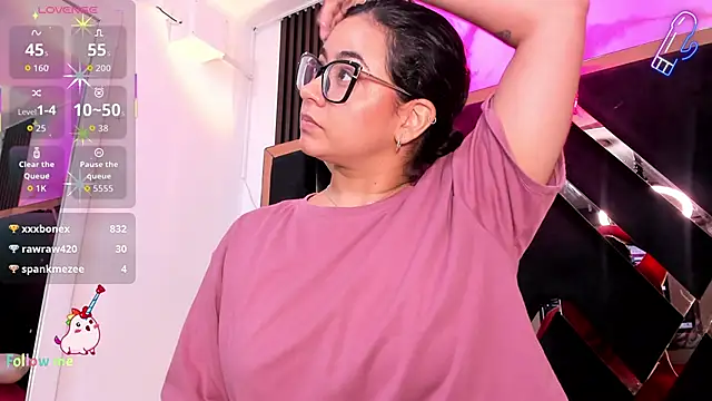 miilaklum live sex cam