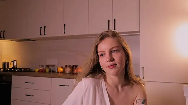 NikaCherie's cam snapshot