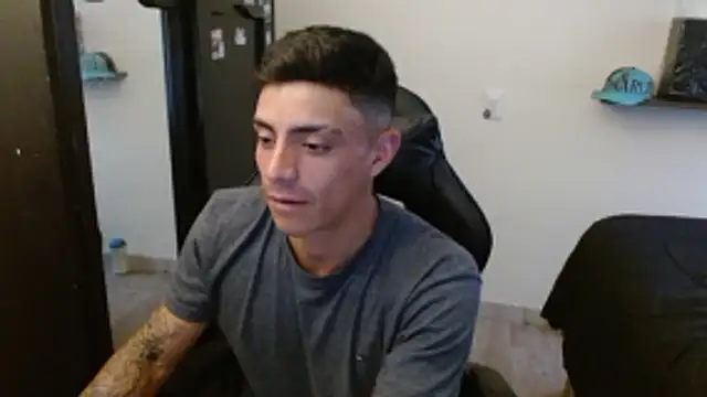 kv___xxx_'s cam snapshot