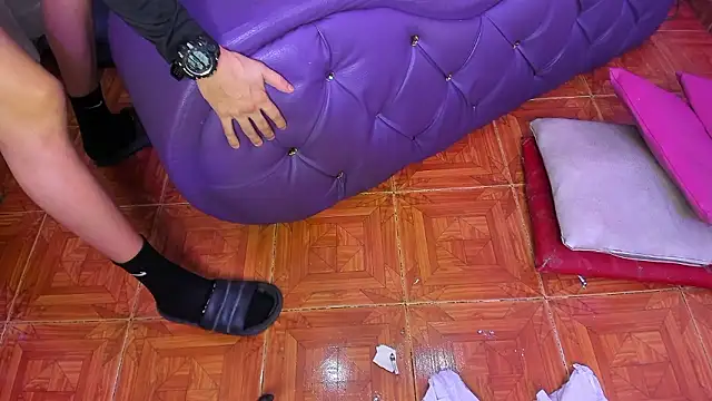 Yourslust_ live sex cam