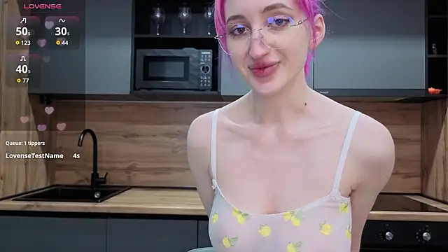 alice_toffee's cam snapshot