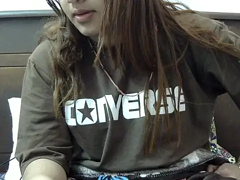 AngelAnaya018's cam snapshot