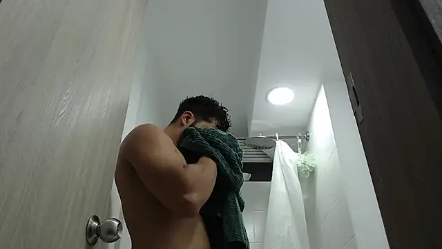 thomas_gun live sex cam