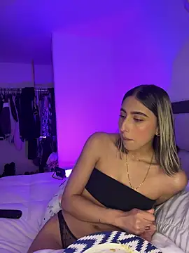 Ameellie's cam snapshot