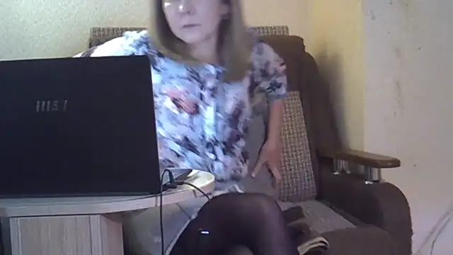 EllaJohnsonX's cam snapshot