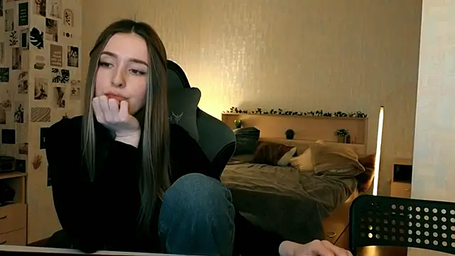 yourrdanceteacher's cam snapshot