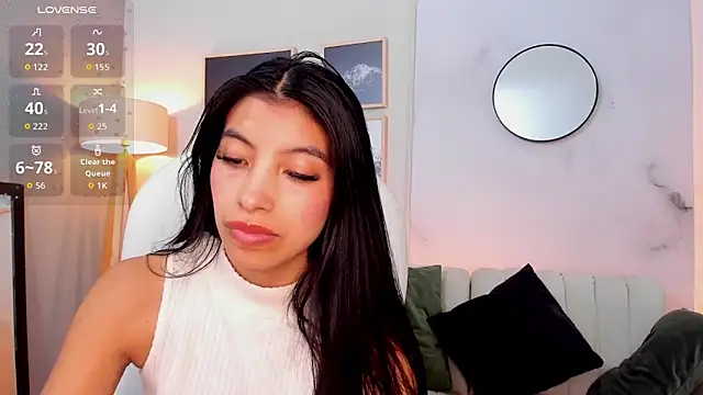 Tiffany_Low's cam snapshot