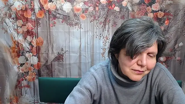 LunaDobra's cam snapshot