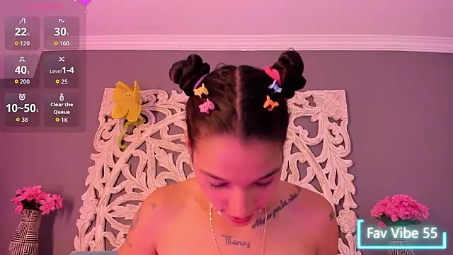 loraineblake's cam snapshot