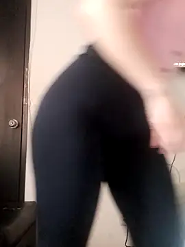 Dana_Rise's cam snapshot