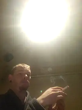 piercingpik's cam snapshot