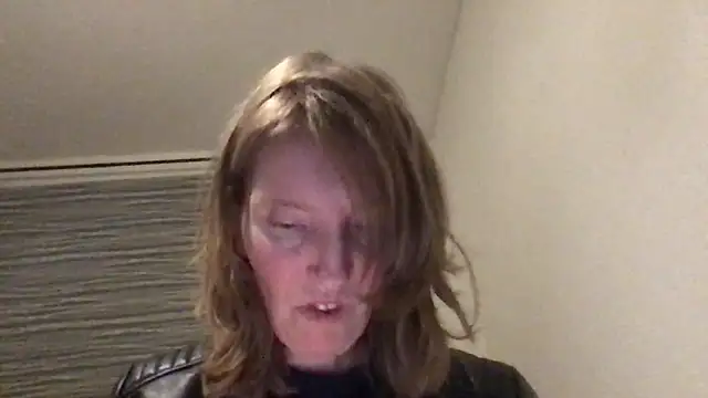 Kittymarlene's cam snapshot