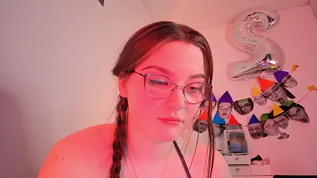 milliedoll live sex cam