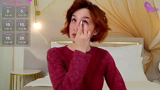 ClaireMathis's cam snapshot