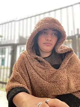 Georgia_Pink's cam snapshot