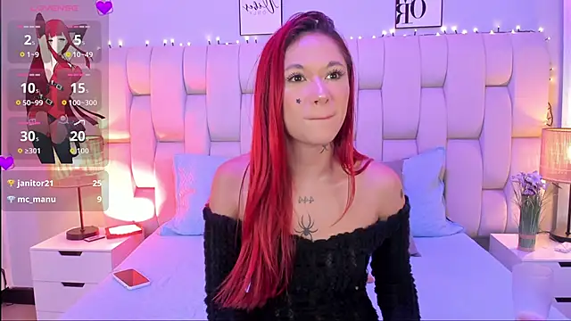 SkinnyFoxy's cam snapshot