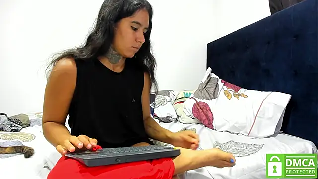 Sharloth_and_lilith's cam snapshot