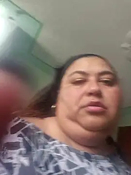 curvy_diva_'s cam snapshot