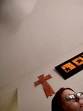 SpiderRose's cam snapshot