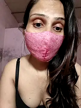 XOODIVAA's cam snapshot