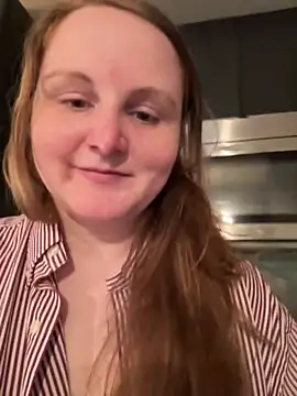 GingerSnap33 live sex cam