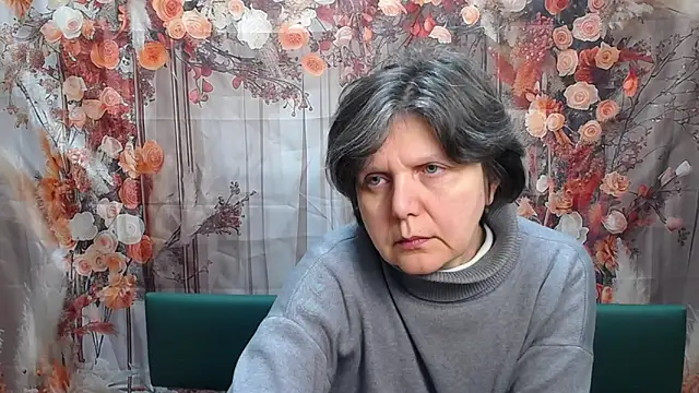 LunaDobra live sex cam