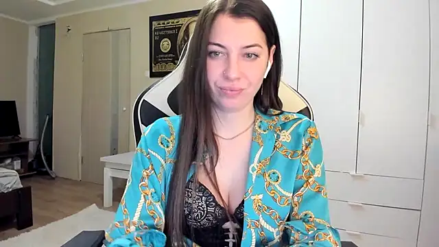 EmiLovsi's cam snapshot