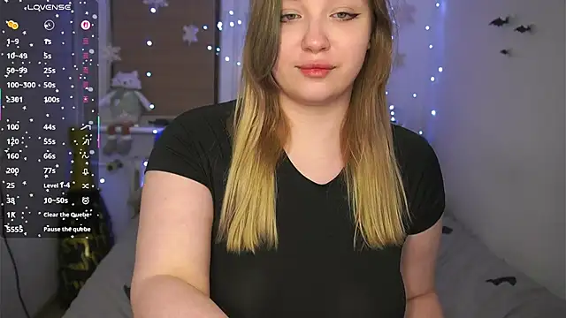 CuteSharloti's cam snapshot