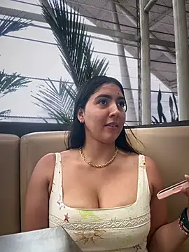 Sofia_Collins-'s cam snapshot