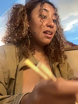 lauraltt's cam snapshot