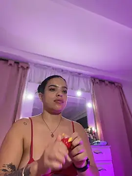 JuanitaMore01's cam snapshot