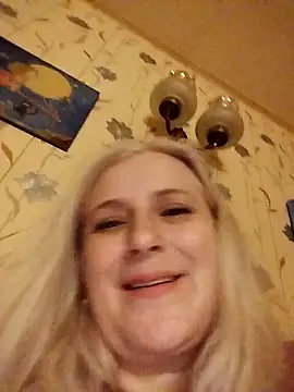 NyushaLollipop's cam snapshot