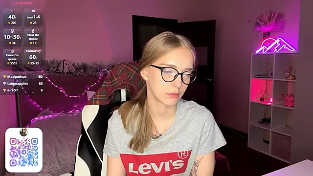 EvaPeace's cam snapshot