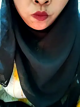 Indian-Nazia's cam snapshot