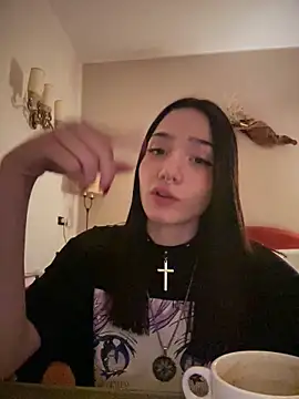 ShannonShanny live sex cam