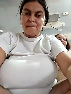 Horny-Mommy-Dirty live sex cam