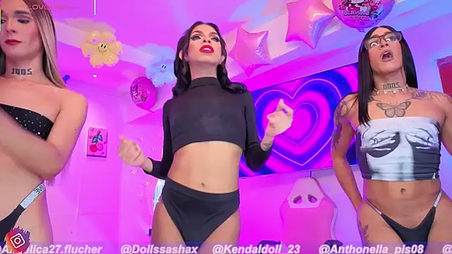 wonder_girlsexoticx's cam snapshot