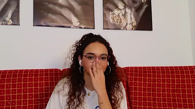 Taylor_Tina's cam snapshot