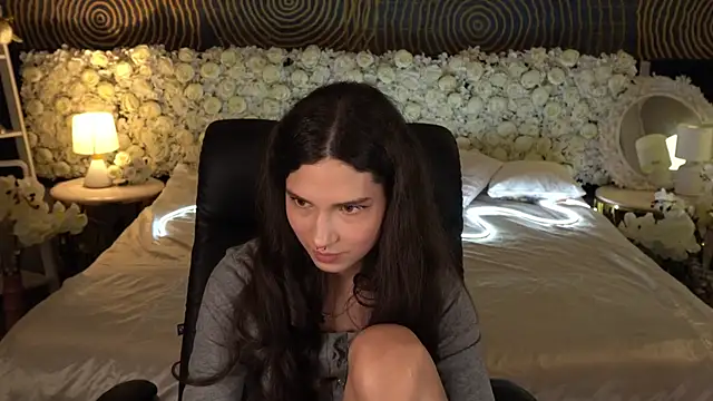 BabyFlowerr's cam snapshot