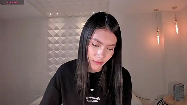 NiaSalvatore's cam snapshot