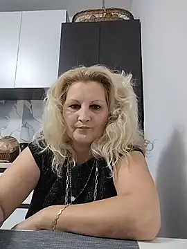 Divineblond's cam snapshot