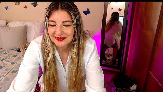 Jolie-Mature's cam snapshot